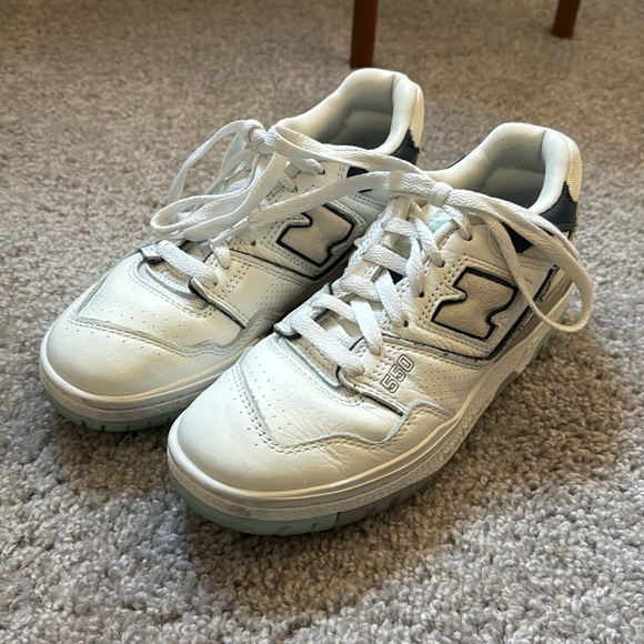 New Balance 550 - Picture 3 of 8